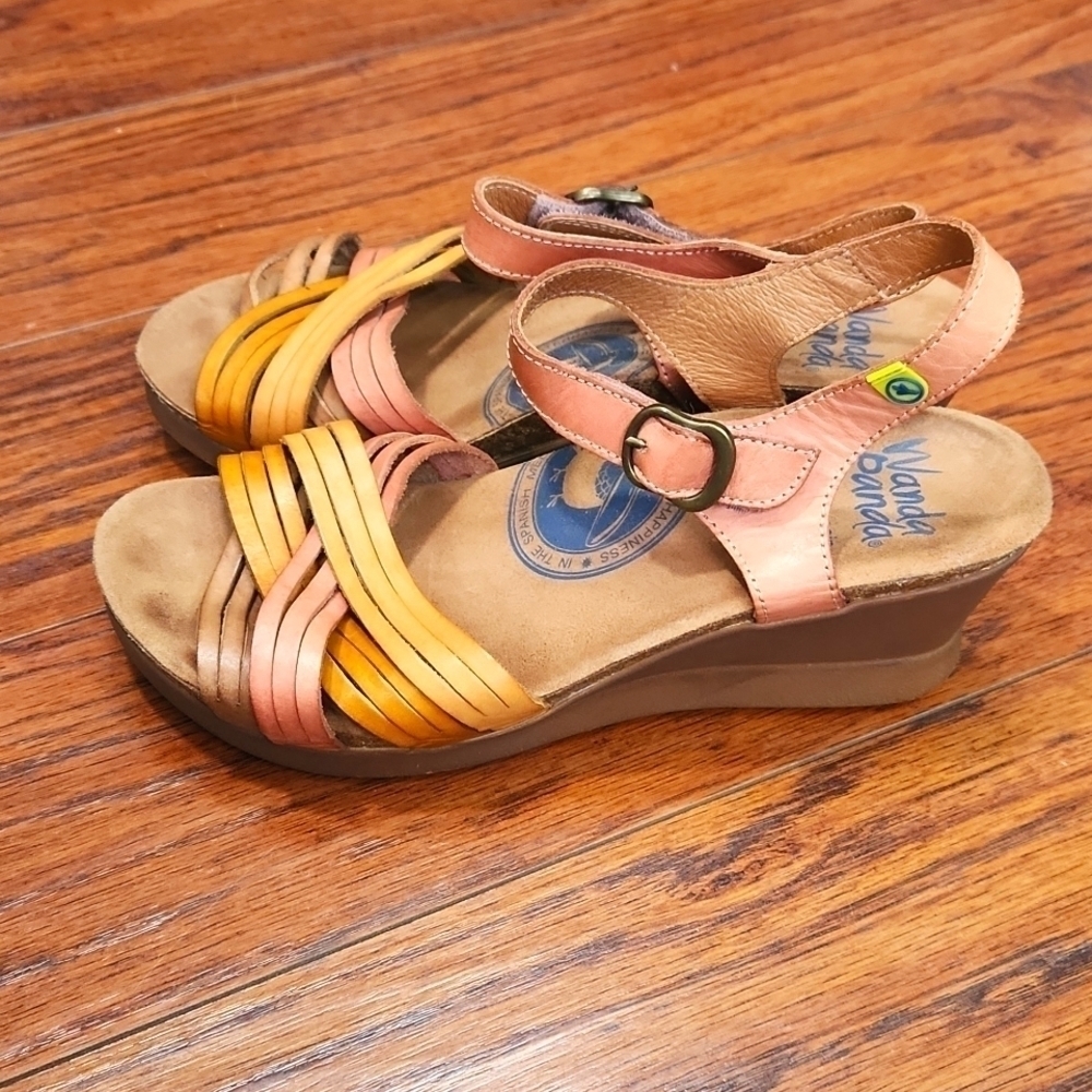 Wanda Panda Strappy Neutral Wedges - Picture 3 of 7